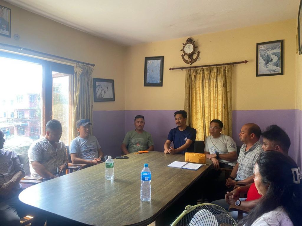 NNMGA Distributes Second Phase Relief To 33 Tourism Worker Families