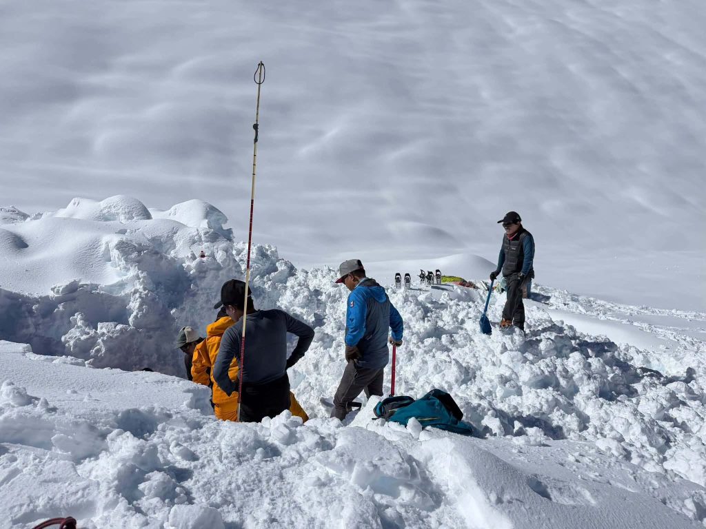NNMGA Search and Rescue Team Recovers Four Bodies from Himlung Avalanche Site
