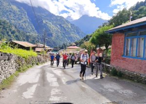 Adverse Weather Forces 246 Foreign Tourists to Abandon Annapurna Circuit Trek