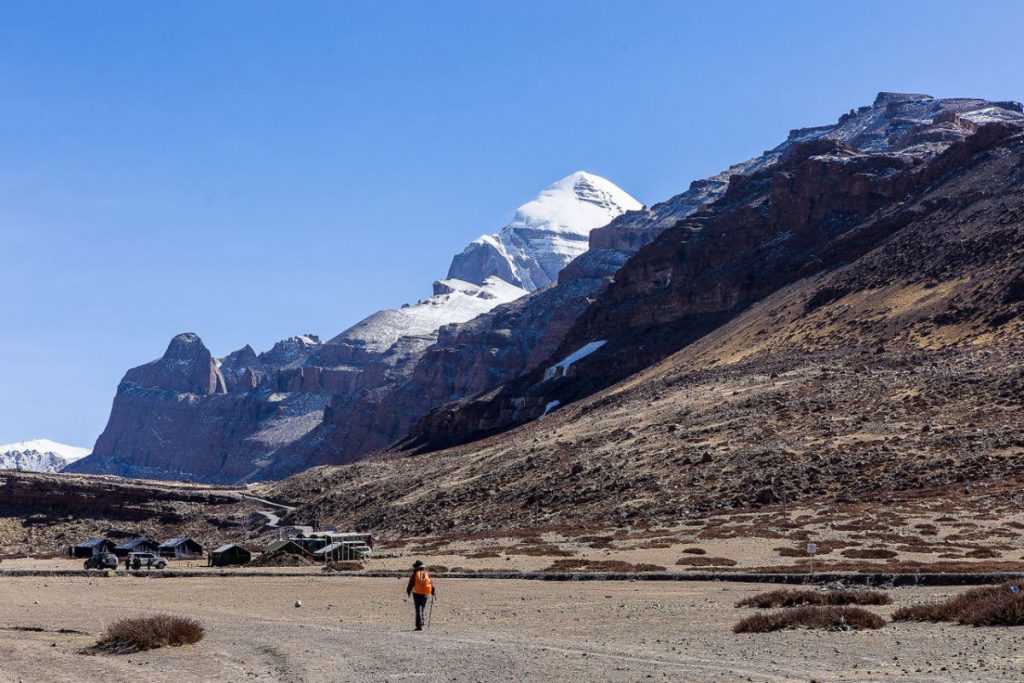 2,500 Kailash Mansarovar Pilgrims Safely Return To Nepal As Border Routes Reopen