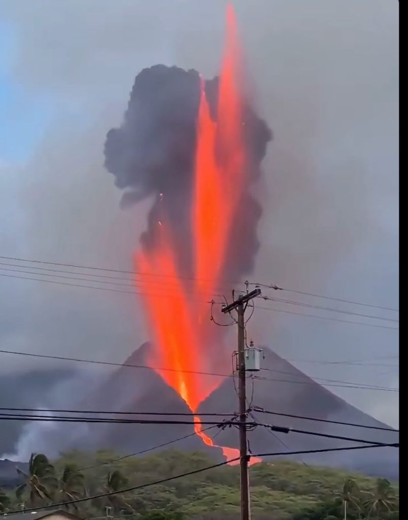 Indonesia Volcanic Eruption Disrupts Nearly 3,000 Flights, Affects 341,000 Travelers