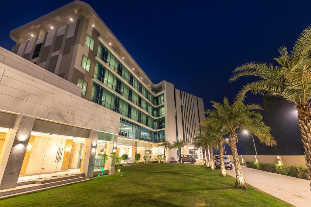 Hotel Siraichuli’s NPR 15 Crore IPO Proposal Enters SEBON Pipeline