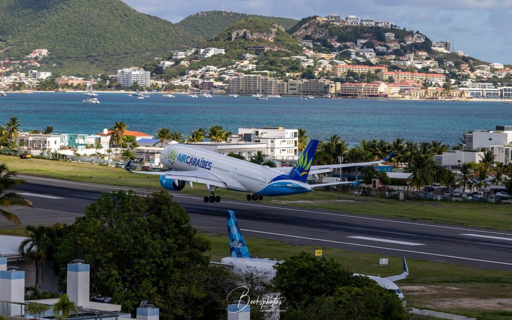 Air Caraïbes Airbus A350 Makes Striking Return to St. Maarten from Paris