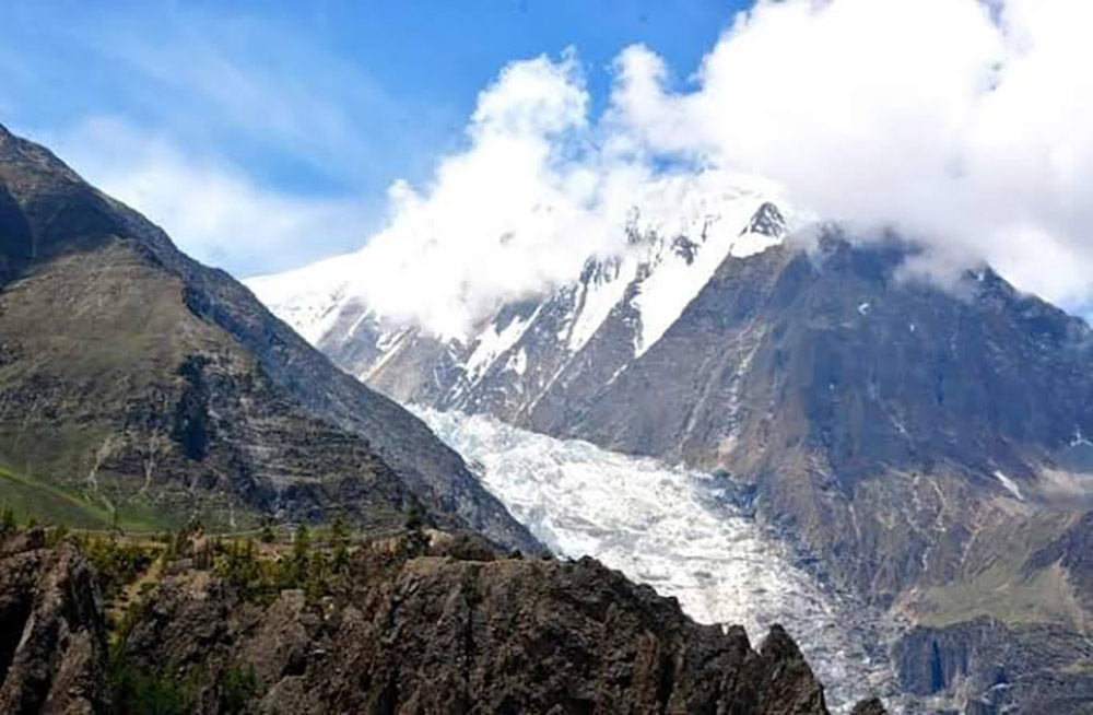 Two Japanese Climbers Found Dead on Gangapurna West in Manang